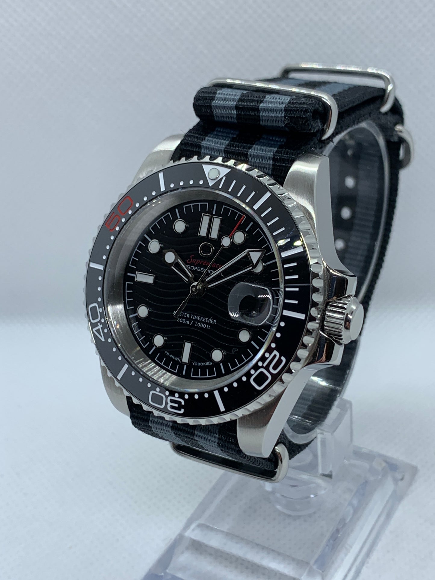 Men's 40MM Submariner Style Watch with Black Wave Dial, Seiko NH35 Automatic Movement, Sapphire Crystal