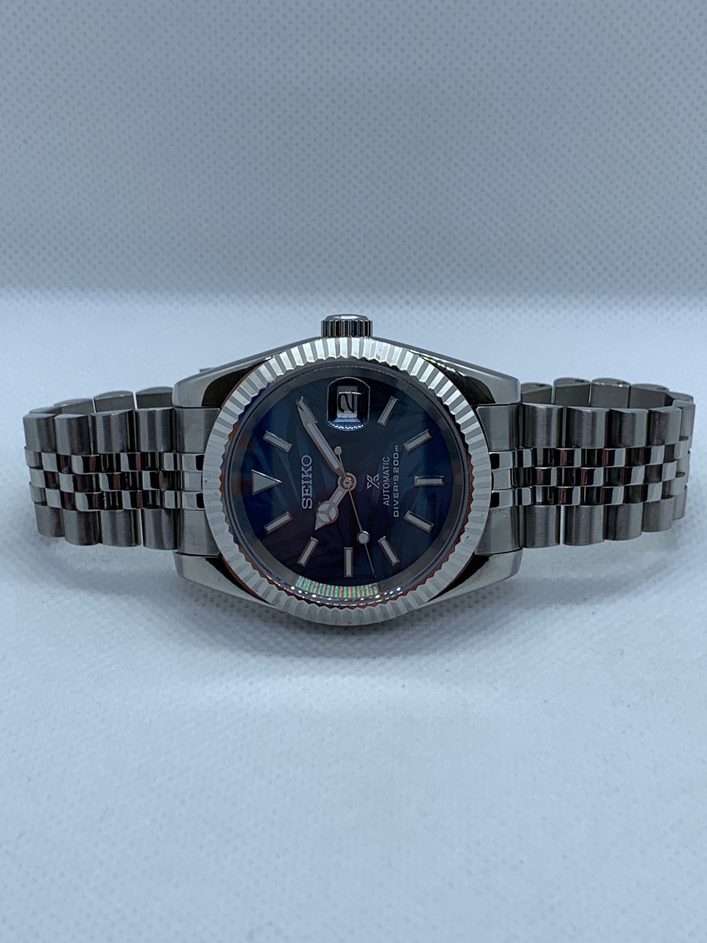 Men's 40MM Seiko Mod Watch, Blue Palm dial with fluted bezel, Sapphire Crystal, Jubilee Bracelet