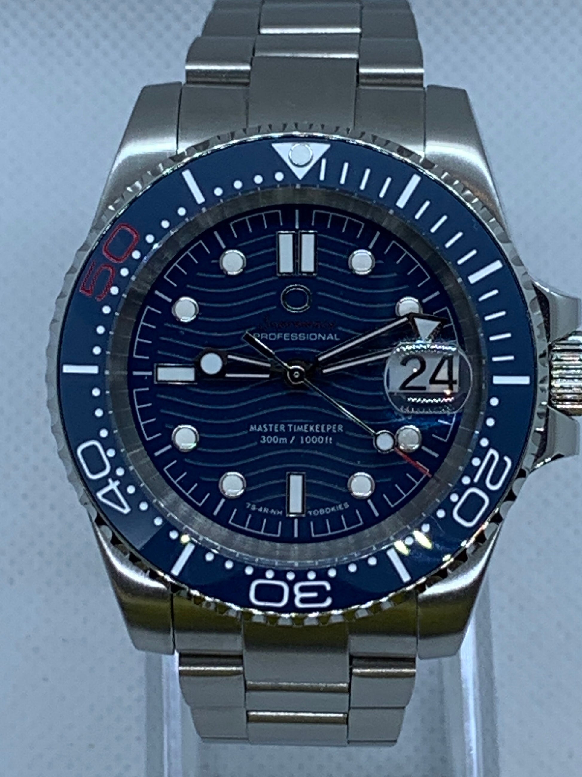 Men's 40MM Custom Submariner Style Watch with Blue Wave Dial, Seiko NH35 Automatic Movement, Sapphire Crystal