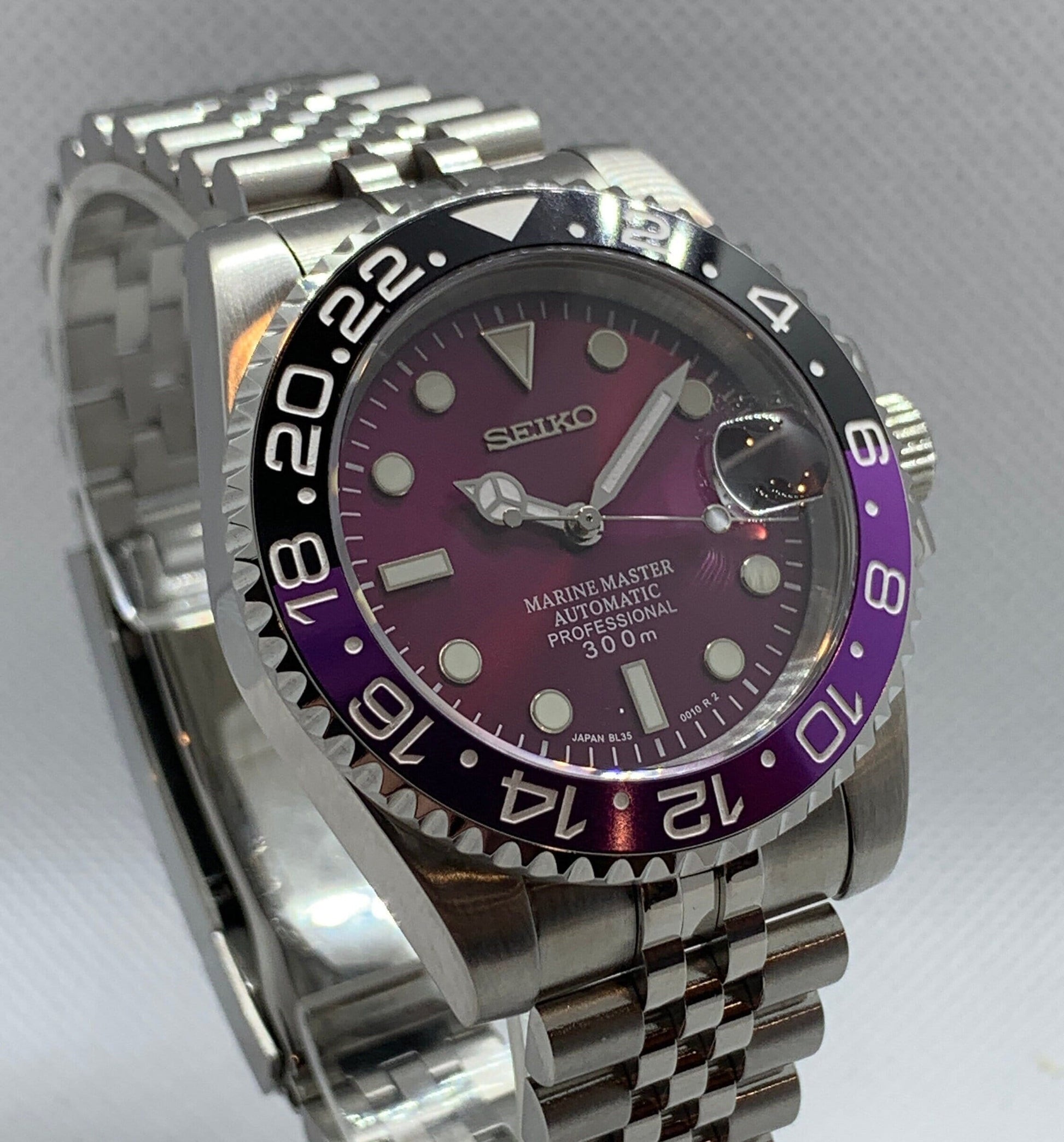 Epic Watches - Custom 40MM Seiko Mod Watch, GMT style, Purple Sunburst Dial with Purple and Black Bezel, Sapphire Crystal, Jubilee Bracelet